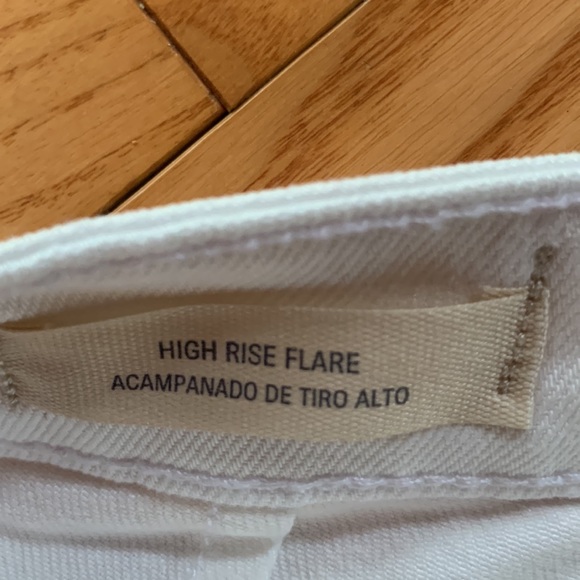 New Universal Threads High Rise Flare size 2 - Picture 4 of 9